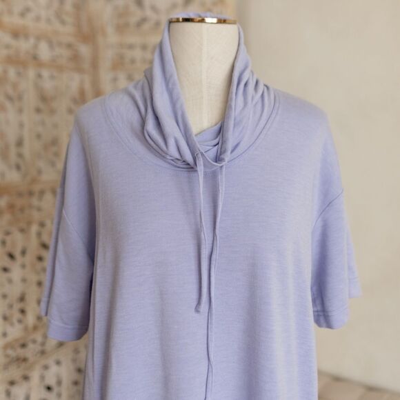 Lavender Natori Hooded Short Sleeve Pullover size S - Picture 2 of 6